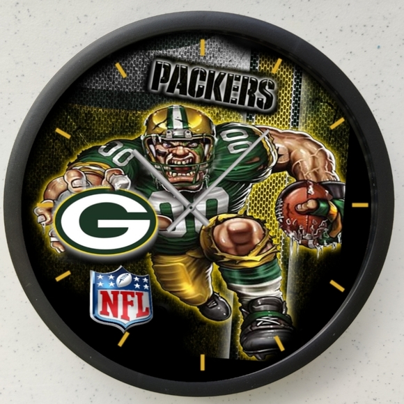 Green Bay Packers wall clock - Picture 2 of 4